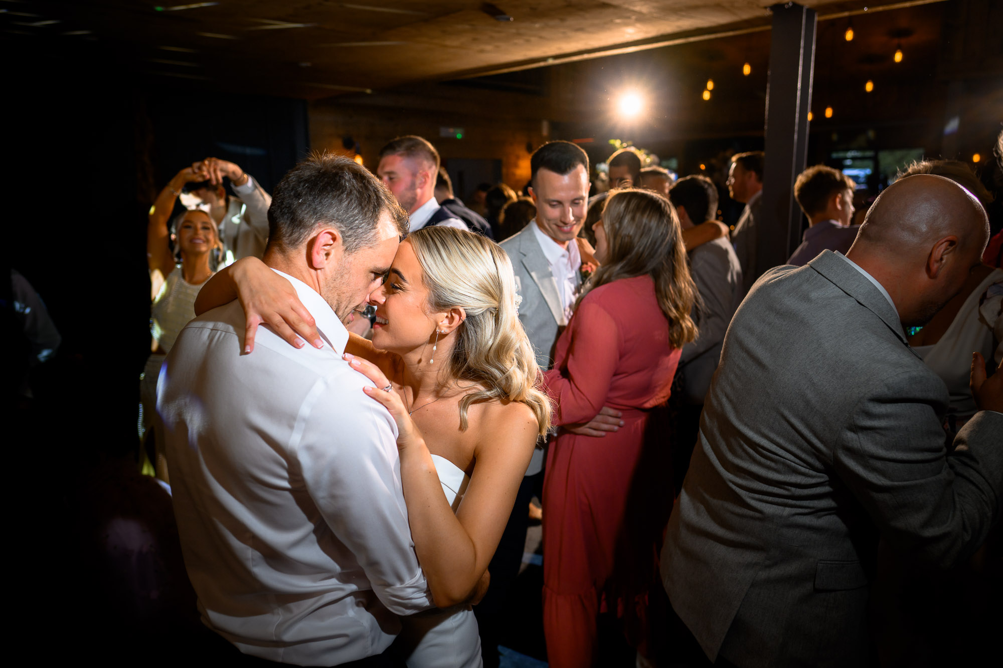 The-Oaks-Dilhorne-Wedding-Photographer-6788