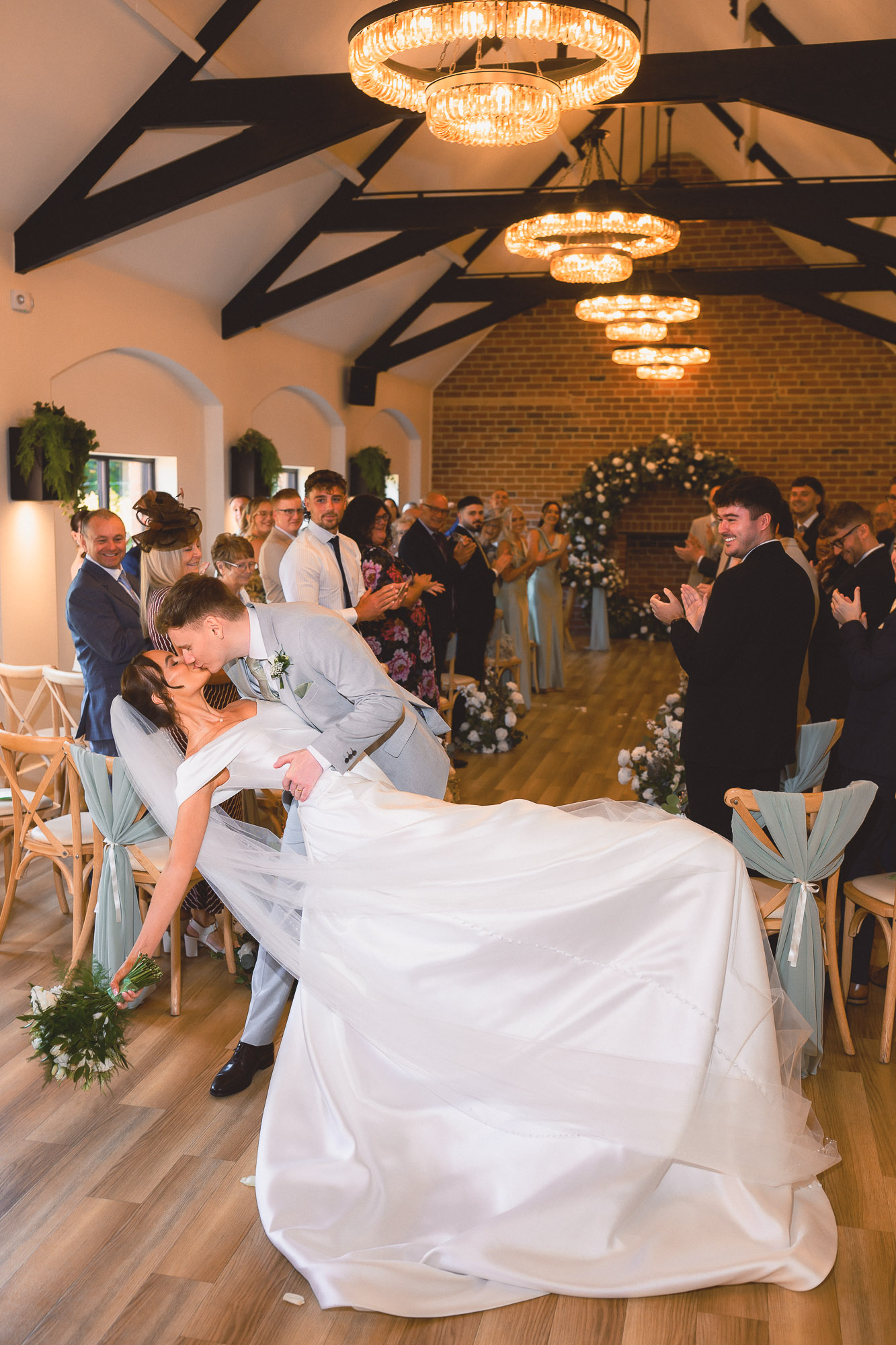 Whistle-Barns-Wedding-Photography-2362