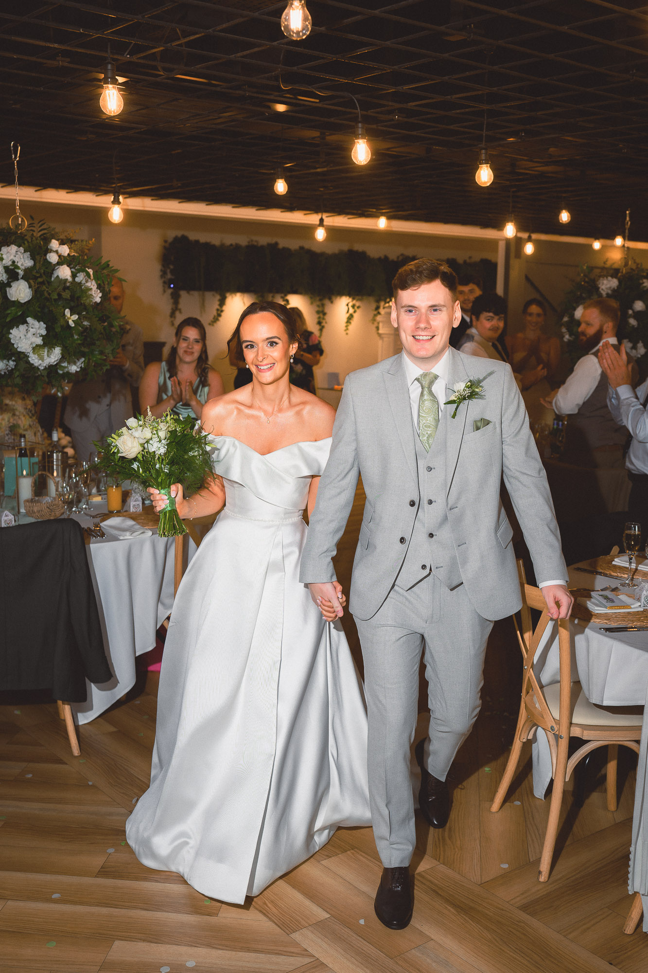 Whistle-Barns-Wedding-Photography-3038