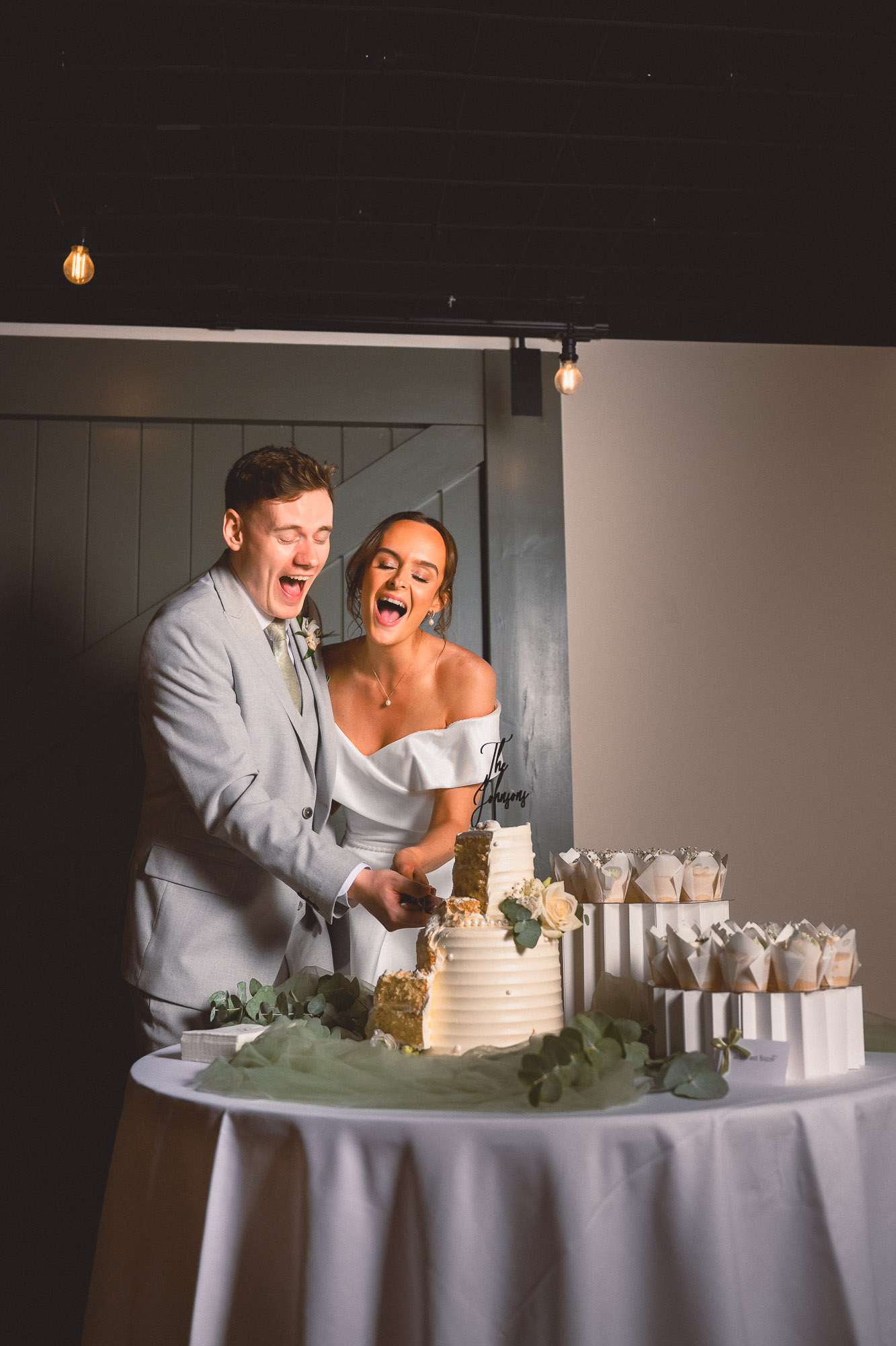 Whistle-Barns-Wedding-Photography-4046